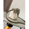 loewe-034 サイズ:  18 X 12.5 X 8CM