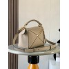 loewe-056 サイズ:  24CM X 16CM X 10CM