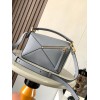 loewe-062 サイズ:  24CM X 16CM X 10CM