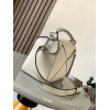 loewe-070 サイズ:  24CM X 16CM X 10CM