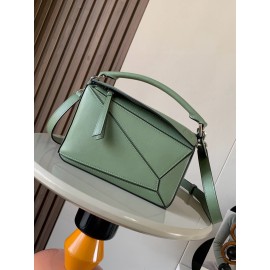 loewe-075 サイズ:  24CM X 16CM X 10CM