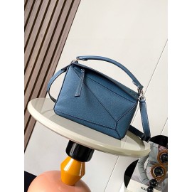 loewe-076 サイズ:  24CM X 16CM X 10CM