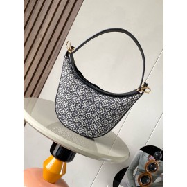 loewe-077 サイズ:  34cm X 9cm X 30cm