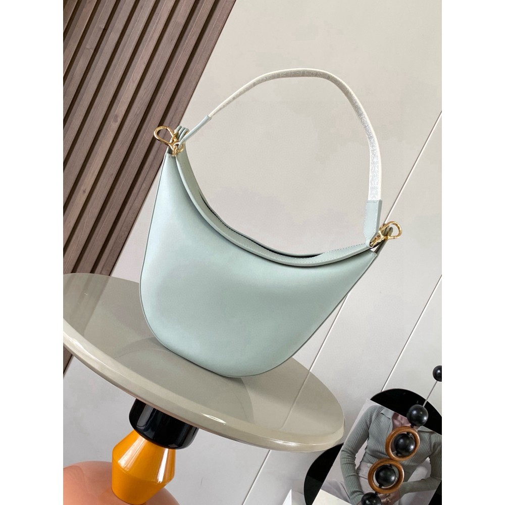 loewe-081 サイズ:  34cm X 9cm X 30cm