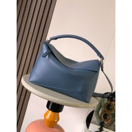 loewe-083 サイズ:  33cm X 14.7cm X 21.5cm