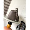 loewe-084 サイズ:  33cm X 14.7cm X 21.5cm