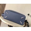 loewe-086 サイズ:  33cm X 14.7cm X 21.5cm