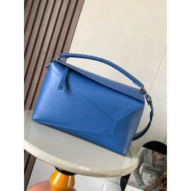 loewe-088 サイズ:  33cm X 14.7cm X 21.5cm