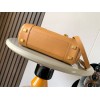 loewe-095 サイズ:  23cm X 10cm X 11cm