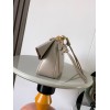 loewe-101 サイズ:  26CM X 18CM X 13CM