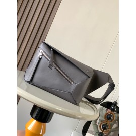 loewe-110 サイズ:  24CM X 16CM X 10.5CM