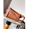 loewe-111 サイズ:  24CM X 16CM X 10.5CM