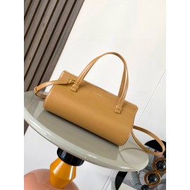 loewe-118 サイズ:  25cm X 13cm X 15cm
