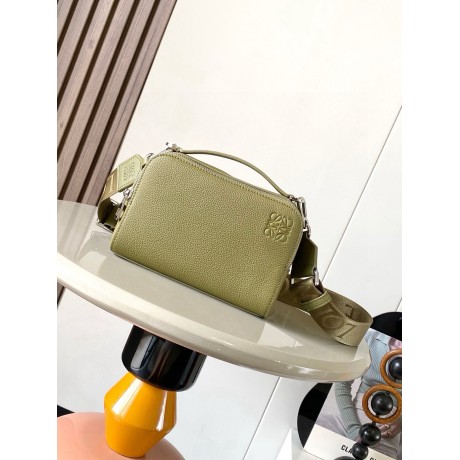 loewe-124 サイズ:  18CM X 13CM X 8.5CM
