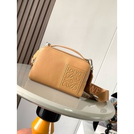 loewe-125 サイズ:  18CM X 13CM X 8.5CM