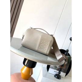 loewe-126 サイズ:  18CM X 13CM X 8.5CM