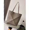 loewe-129 サイズ:  31 X 25 X 14CM