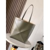 loewe-131 サイズ:  31 X 25 X 14CM