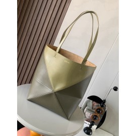 loewe-136 サイズ:  31 X 25 X 14CM