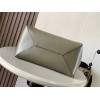 loewe-136 サイズ:  31 X 25 X 14CM
