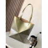 loewe-136 サイズ:  31 X 25 X 14CM