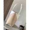 loewe-137 サイズ:  31 X 25 X 14CM