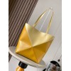 loewe-141 サイズ:  31 X 25 X 14CM