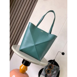 loewe-148 サイズ:  31 X 25 X 14CM