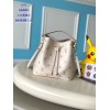 モノグラムアンプラント【フランス 163C01 チップ】NeoNoé ミドルサイズハンドバッグ M14401｜Monogram Empreinte レザー｜チェーンアクセント｜十二星座ステッカー付き 26x26 x 17.5cm