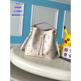 モノグラムアンプラント【フランス 163C01 チップ】NeoNoé ミドルサイズハンドバッグ M14401｜Monogram Empreinte レザー｜チェーンアクセント｜十二星座ステッカー付き 26x26 x 17.5cm