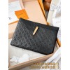 【M62903】Monogram Shadow ニューエンボス A 級全鋼 パーソナライズド Pochette To-Go｜エレガントモダンデザイン｜大容量収納 34×25×12cm