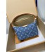 モノグラムデニム 免税版 M82949G 全鋼製 Hills Pochette ポシェットバッグ|Monogram Denim キャンバス サンドウォッシュ仕上げ 18.5×11×6.5 cm