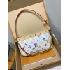 モノグラム・マルチカラー 全鋼製 13404G Louis Vuitton x 村上隆 コラボ Pochette Accessoires ハンドバッグ｜カラフルな Monogram で個性的なファッションを体現 13×4×22cm