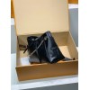  免税版 M24860G 全鋼製 CarryAll BB ハンドバッグ｜柔らかい羊革 × ファッショナブルなシワ加工のデザイン 17×10×26cm