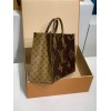 モノグラムバッグ 全鋼 46823G OnTheGo Voyage トートバッグ｜Giant Monogram×Monogram Reverse デュアルキャンバス、変形機能と LV Horizon 連携で移動に最適 43×33×18.5cm