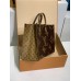 モノグラムバッグ 全鋼 46823G OnTheGo Voyage トートバッグ|Giant Monogram×Monogram Reverse デュアルキャンバス、変形機能と LV Horizon 連携で移動に最適 43×33×18.5cm