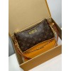 モノグラムバッグ 全鋼 M83008 Liv Poch ette｜Monogram キャンバス × 金色チェーン × 天然牛革、ダブルファスナーでセキュアなスタイリッシュバッグ​ 24.4×13.5×6.6cm