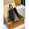 モノグラムバッグ M45039 Onthego ミドルサイズハンドバッグ｜Monogram×Monogram Reverse デュアルキャンバス、多様な背負け方と大容量で日常に欠かせない​ 35×27×14cm