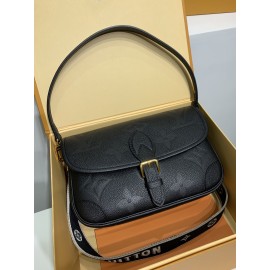  M46386 Diane ハンドバッグ｜Monogram Empreinte 圧紋レザー × 着脱式幅広肩ベルト、多様なスタイルに対応するファッションアイテム​ 23×16×8.5cm