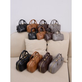 miumiubag-010 サイズ  :   5x10x19cm
