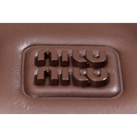 miumiubag-010 サイズ  :   5x10x19cm ディテール写真