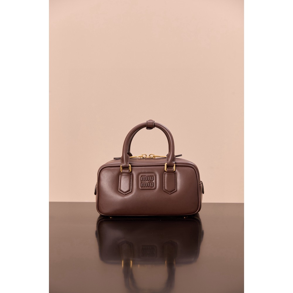 miumiubag-012 サイズ  :   22x10x7.5cm