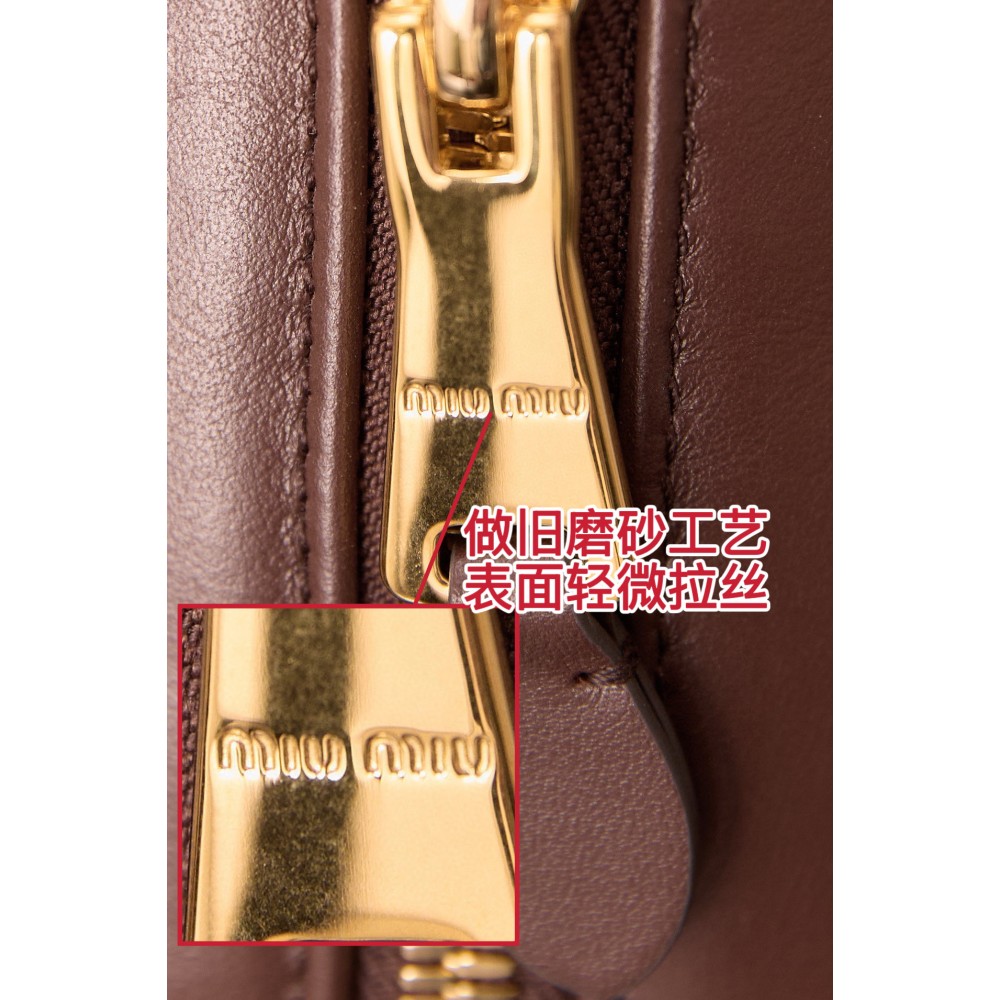 miumiubag-012 サイズ  :   22x10x7.5cm ディテール写真