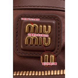 miumiubag-013 サイズ  :   27x12x9cm ディテール写真
