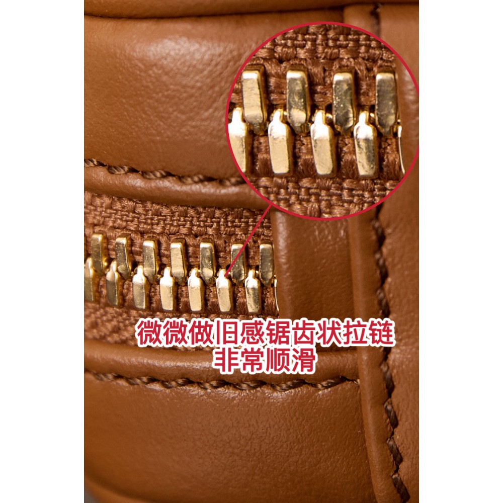 miumiubag-014 サイズ  :   5x10x19cm ディテール写真