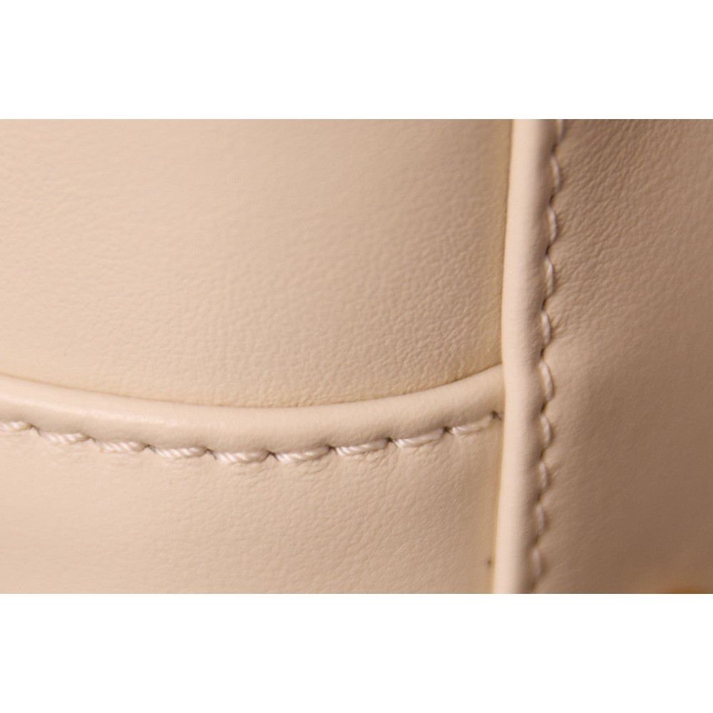 miumiubag-018 サイズ  :   22x10x7.5cm ディテール写真