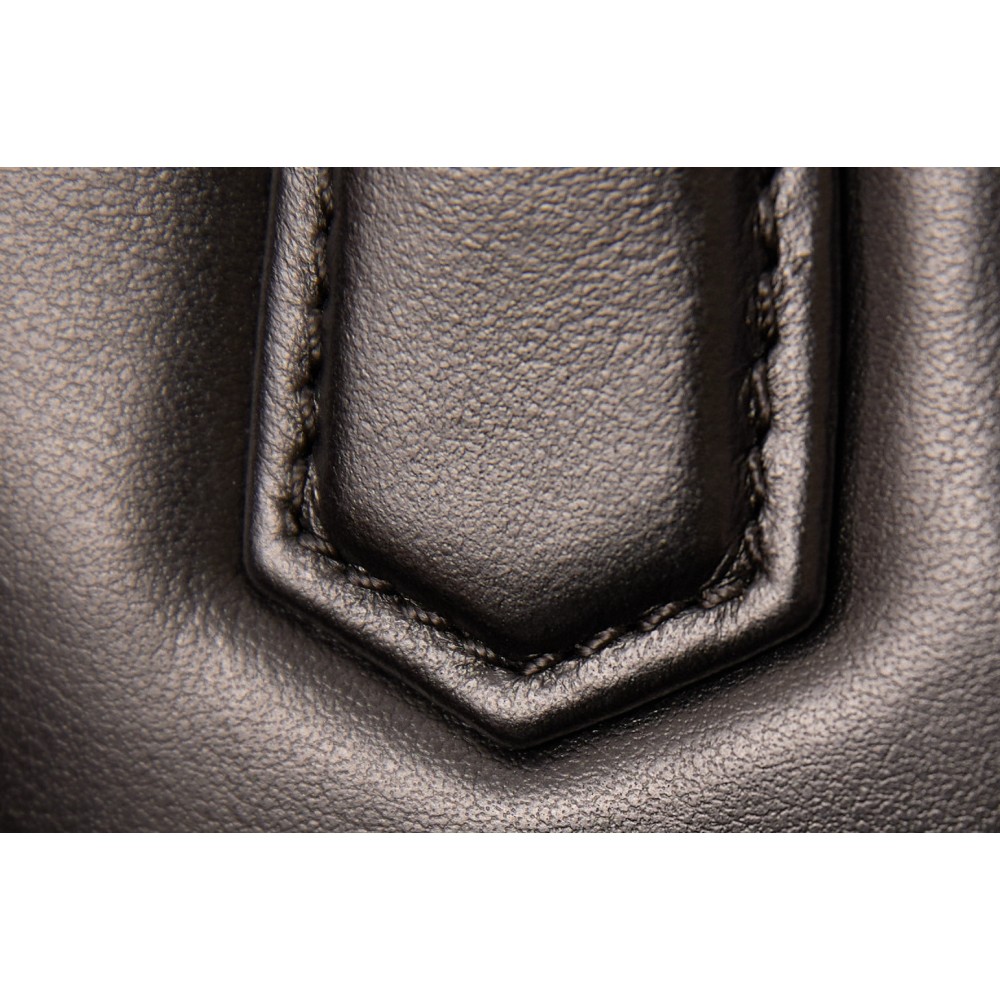 miumiubag-020 サイズ  :   5x10x19cm ディテール写真