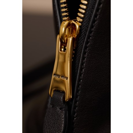 miumiubag-025 サイズ  :   34x24x10cm/30x17x8.5cm/28x11.5x8cm ディテール写真