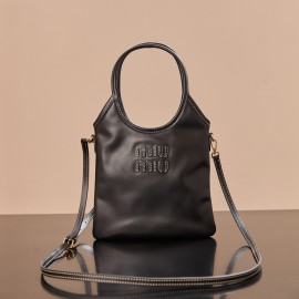 miumiubag-038 サイズ  :   24x20cm