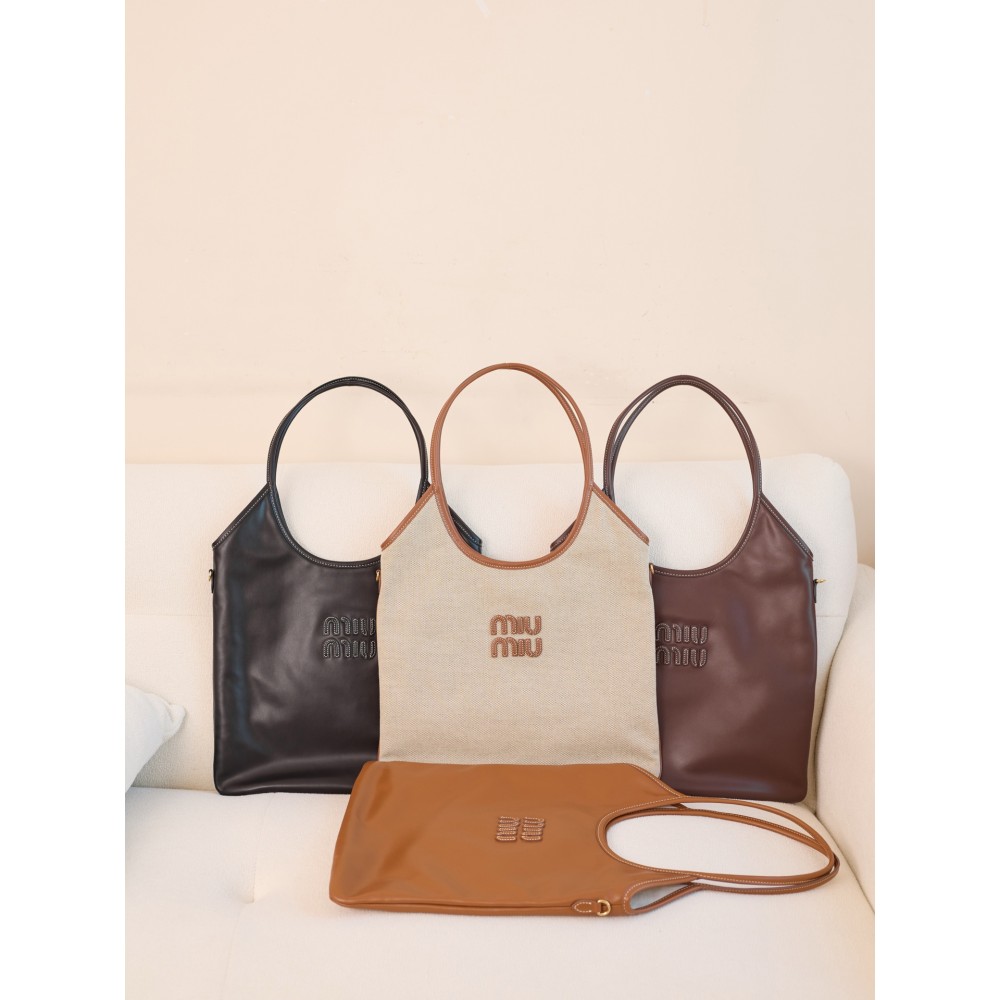 miumiubag-045 サイズ  :   24x20cm